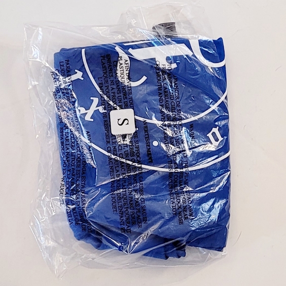 Extrax LA Tshirt - Picture 6 of 6